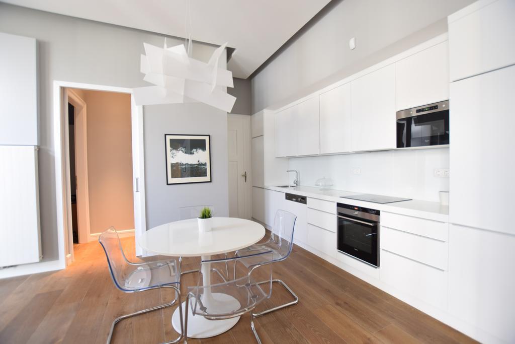 Luxury Apartment By Hi5 - Szervita Suite Budapest Ngoại thất bức ảnh