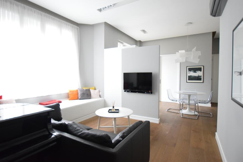 Luxury Apartment By Hi5 - Szervita Suite Budapest Ngoại thất bức ảnh
