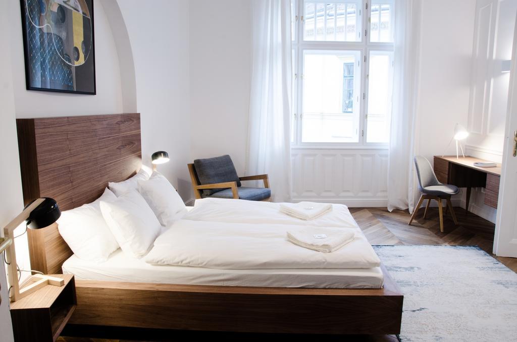 Luxury Apartment By Hi5 - Szervita Suite Budapest Ngoại thất bức ảnh