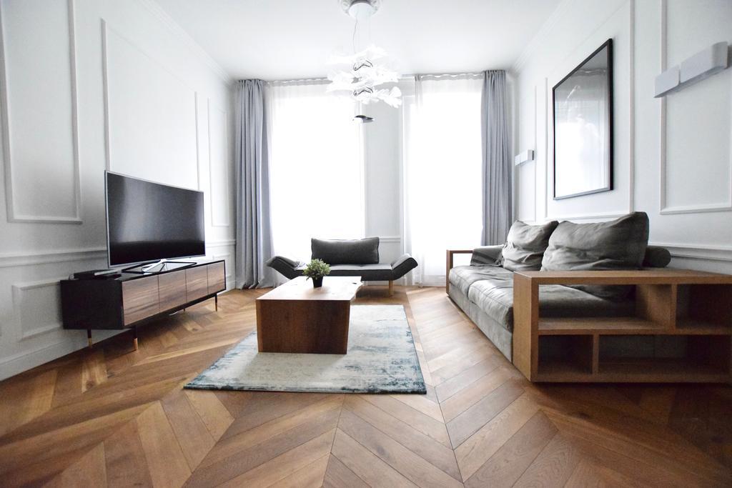 Luxury Apartment By Hi5 - Szervita Suite Budapest Ngoại thất bức ảnh