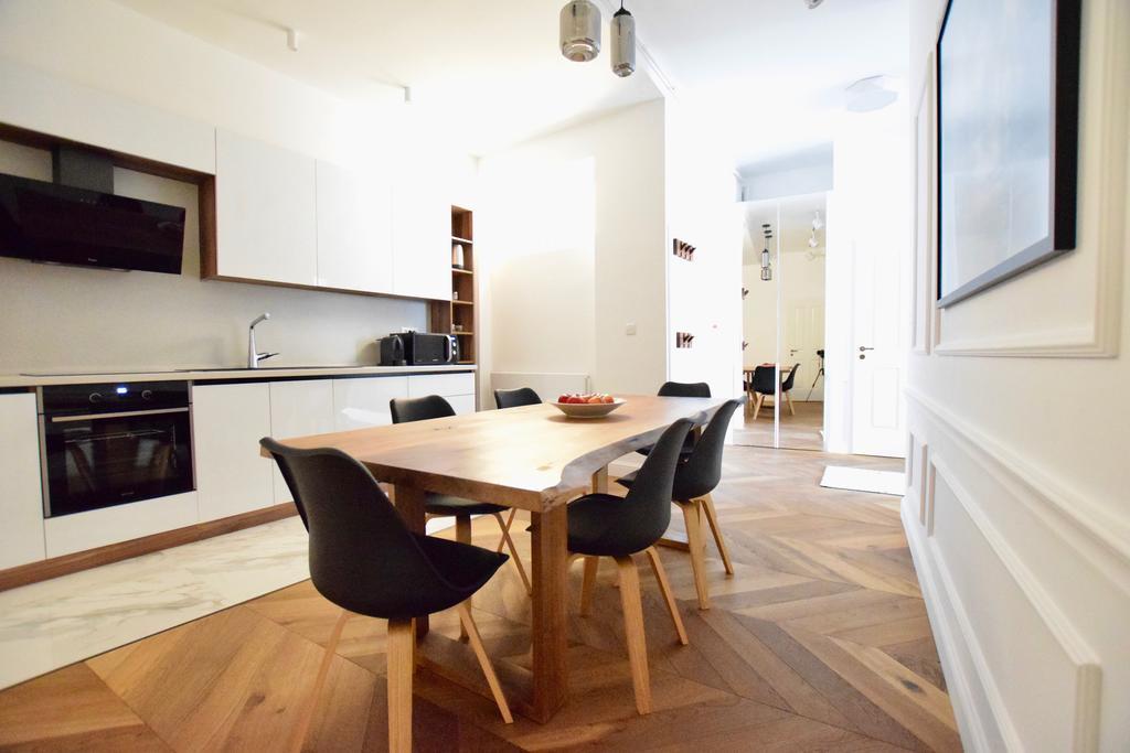 Luxury Apartment By Hi5 - Szervita Suite Budapest Ngoại thất bức ảnh
