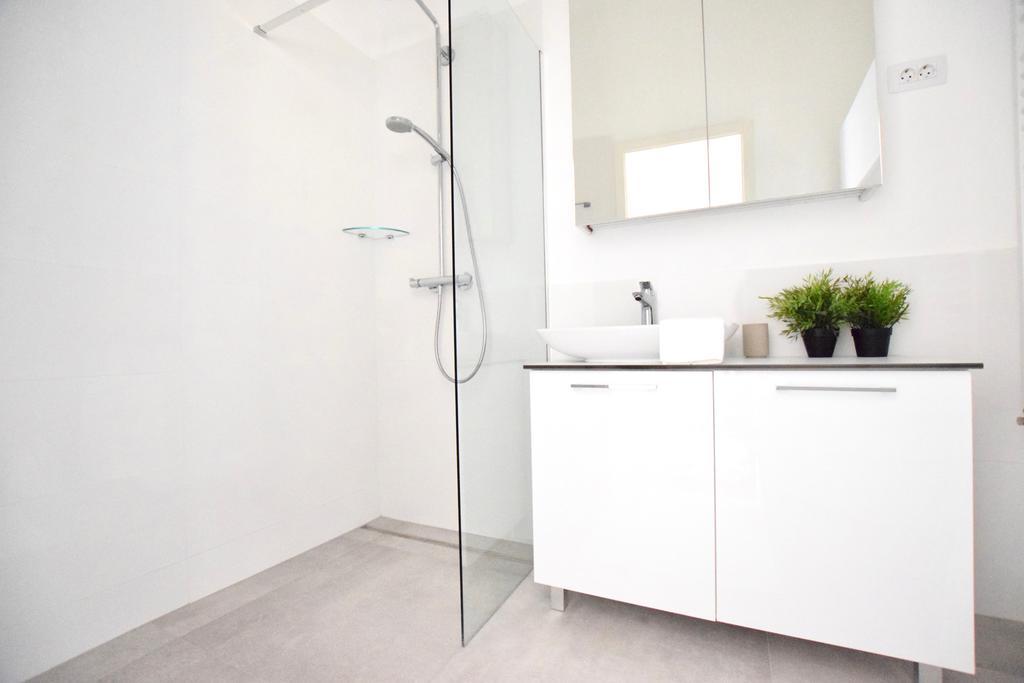 Luxury Apartment By Hi5 - Szervita Suite Budapest Ngoại thất bức ảnh