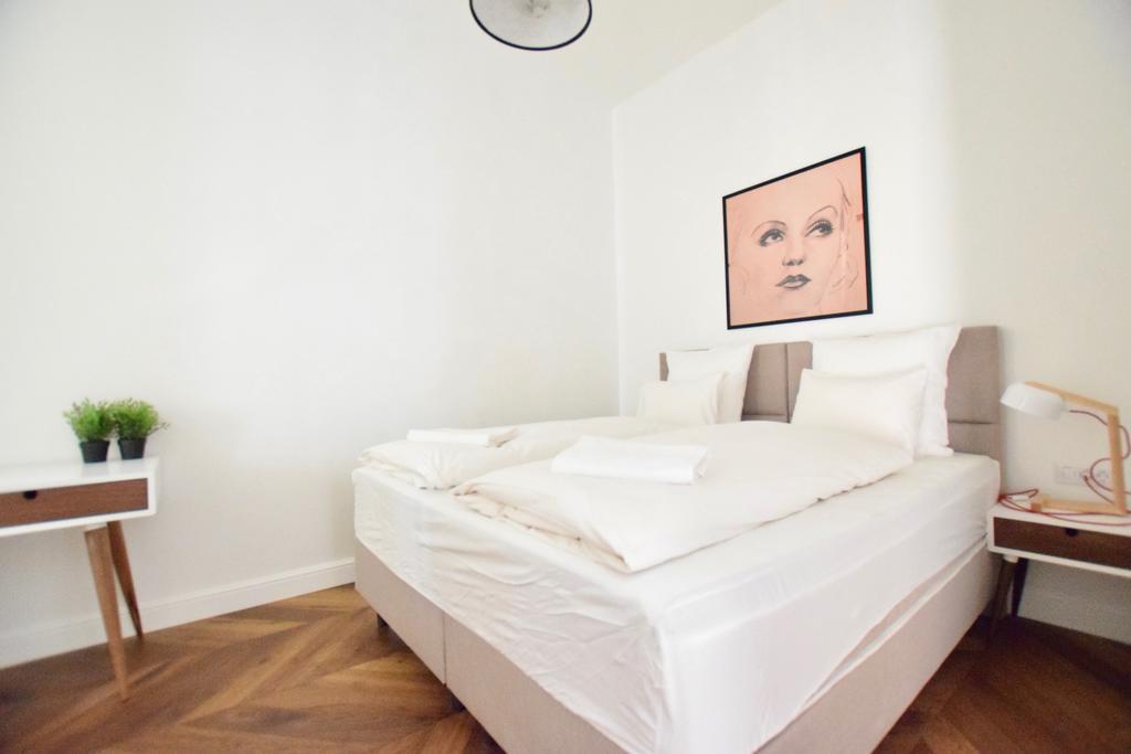 Luxury Apartment By Hi5 - Szervita Suite Budapest Ngoại thất bức ảnh